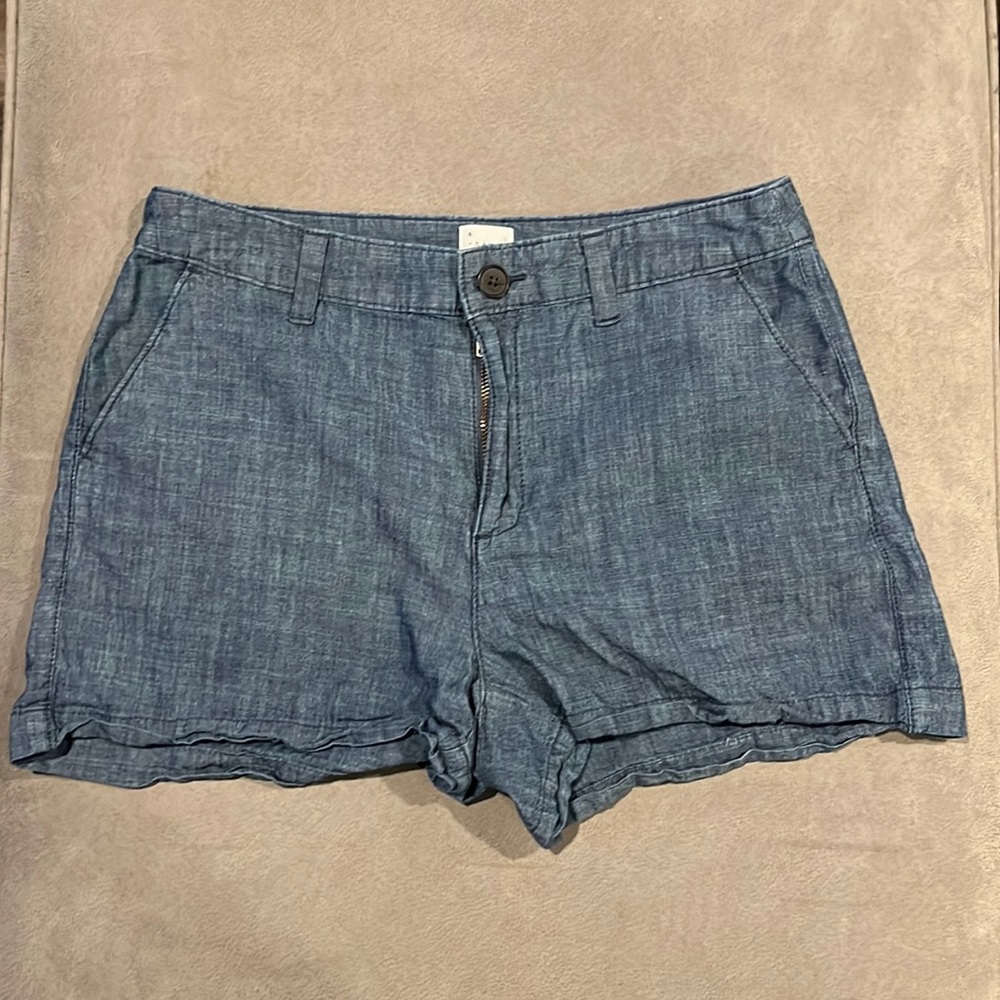 A new day shorts women’s size 6